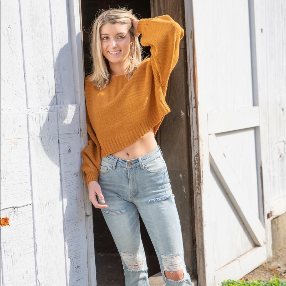 Cropped sweater